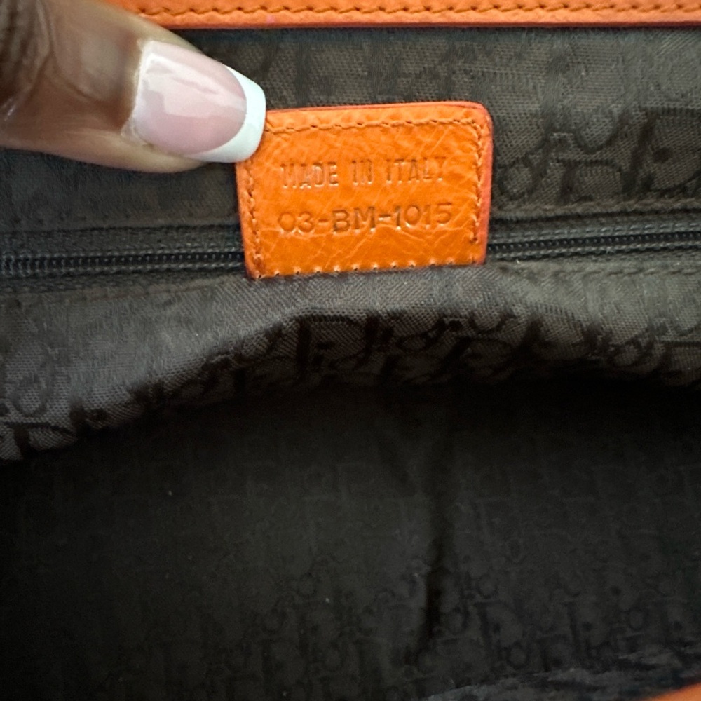 SOLD! Do not buy. Dior Orange Leather vintage flight bag - Picture 4 of 4